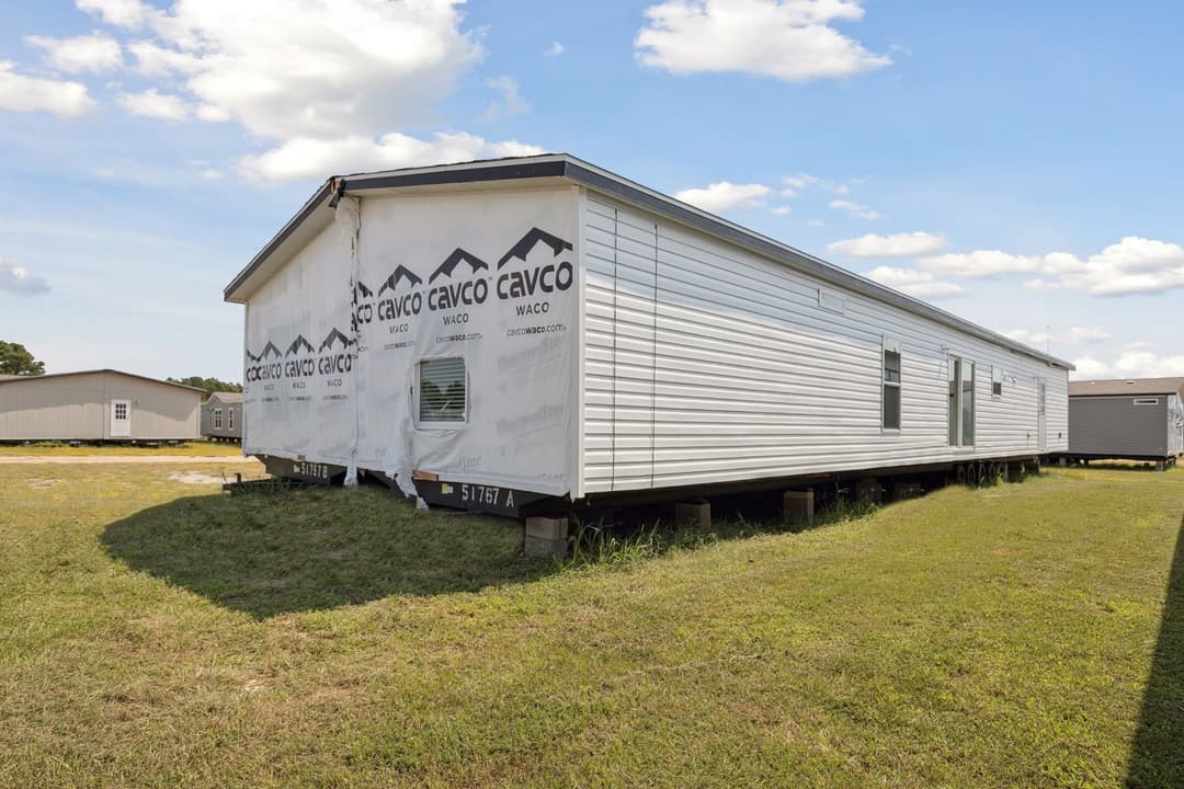 Valuhomes limited 28724p  exterior home features