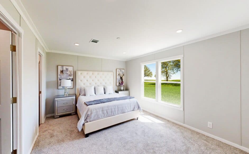 Oak creek homes bedroom home features