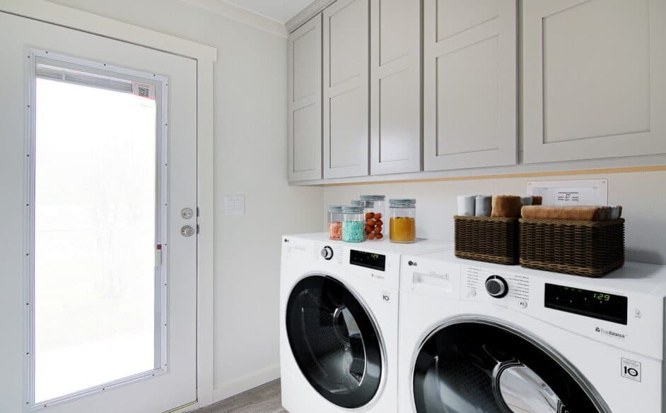 Vue s58-68m bathroom home features