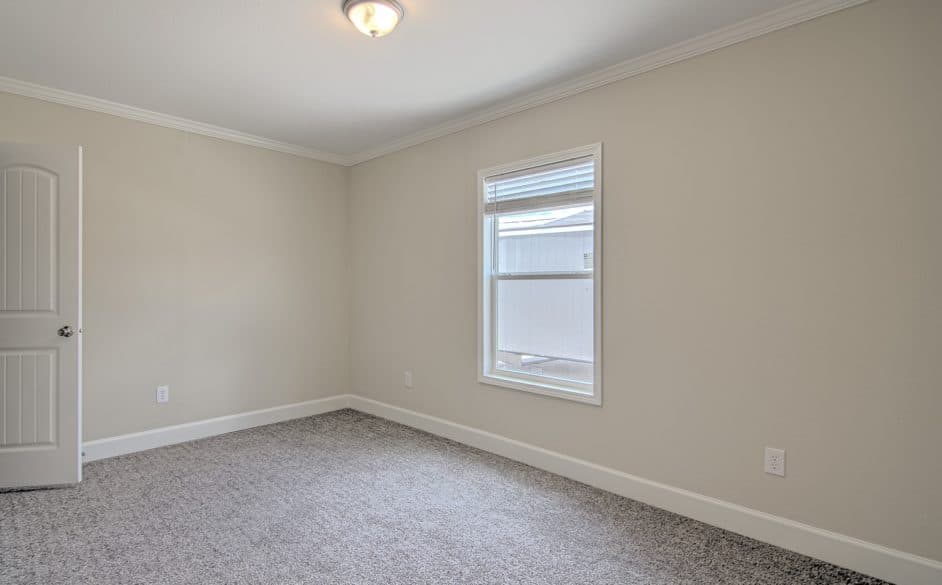 Gold spur 5616 bedroom home features