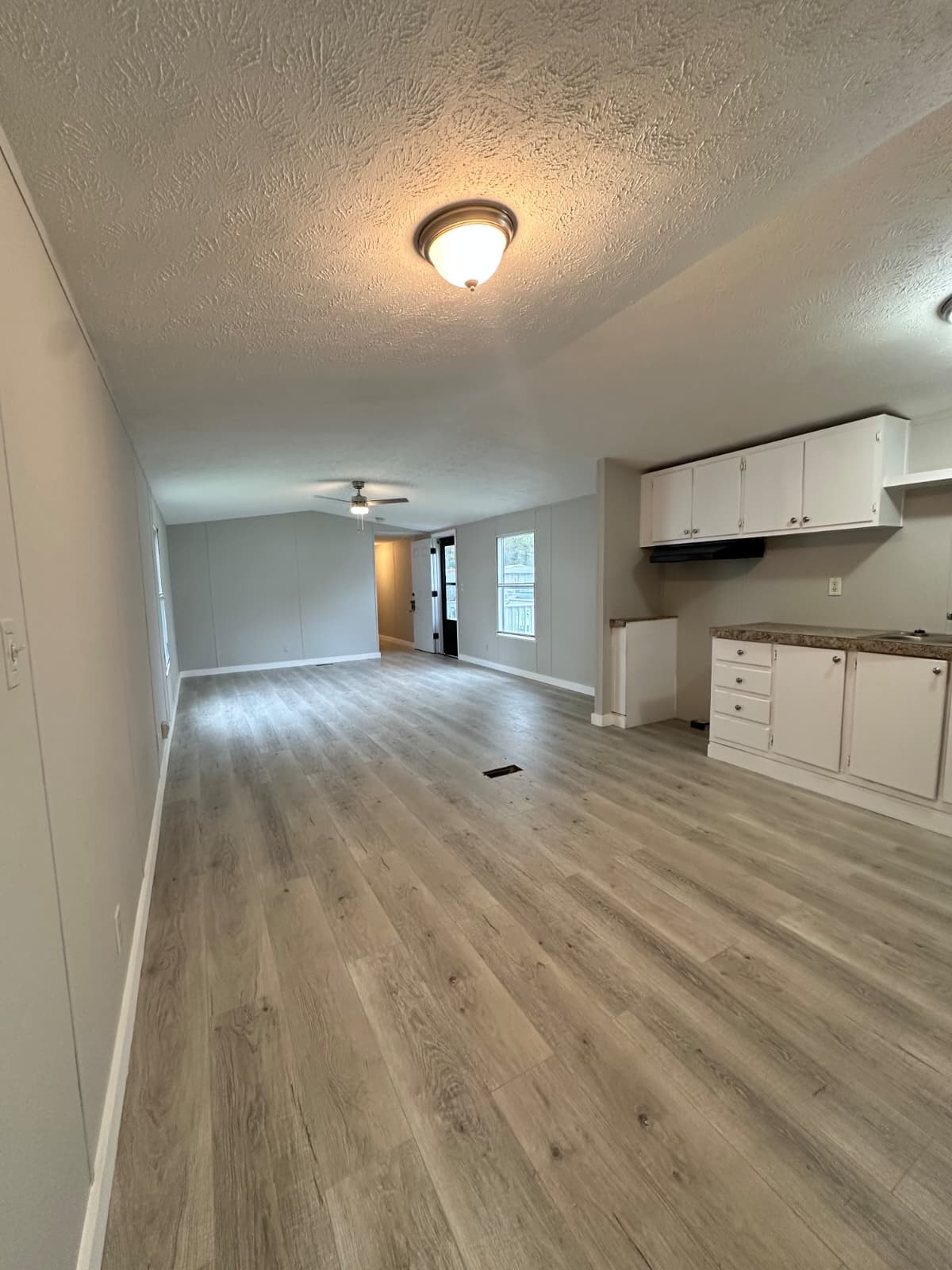 2014, 16x76, set in park, new caney, $6,000 down (pre-owned)  home features