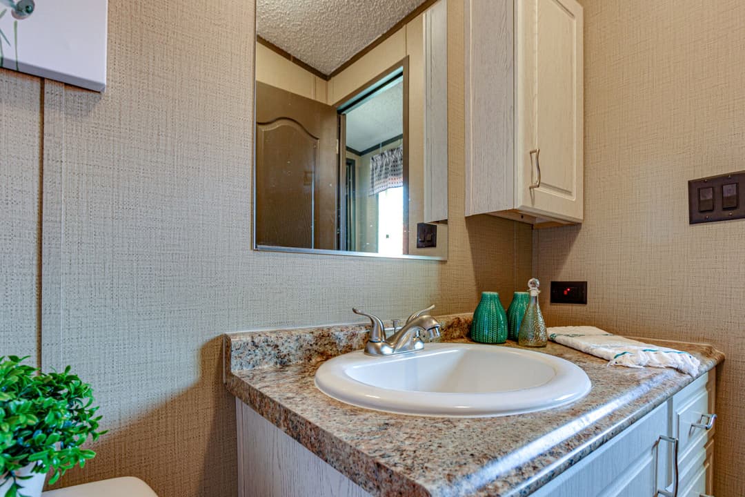 Select s-1256-21a bathroom home features