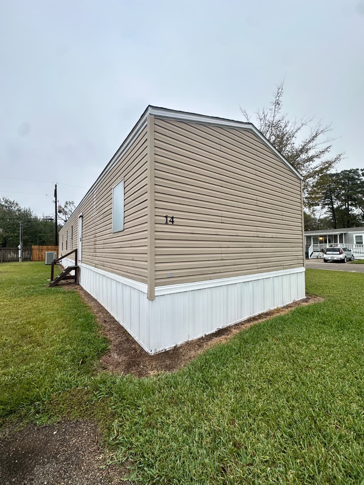 $62,900, owner financing $5,000 down, year 2012, 16x76, set in park - conroe (pre-owned) hero home features