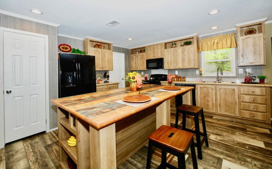 Rifleman 3240 kitchen home features