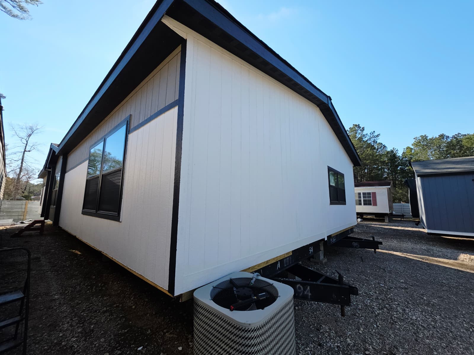 2024 palm harbor - like new!!! (pre-owned)  home features