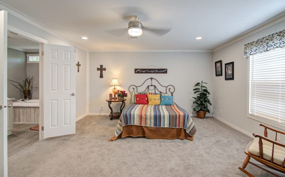 Cheyenne t66a bedroom home features