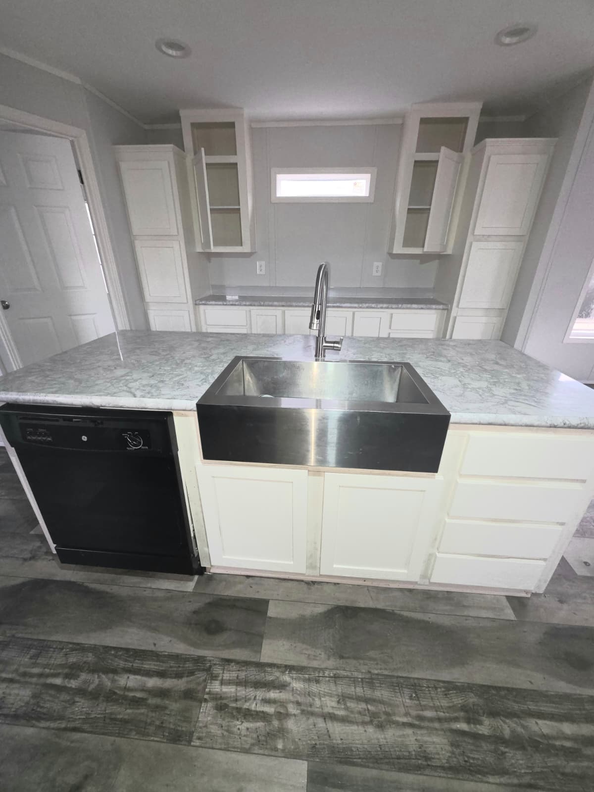 2021 oak creek 231 (pre-owned)  home features