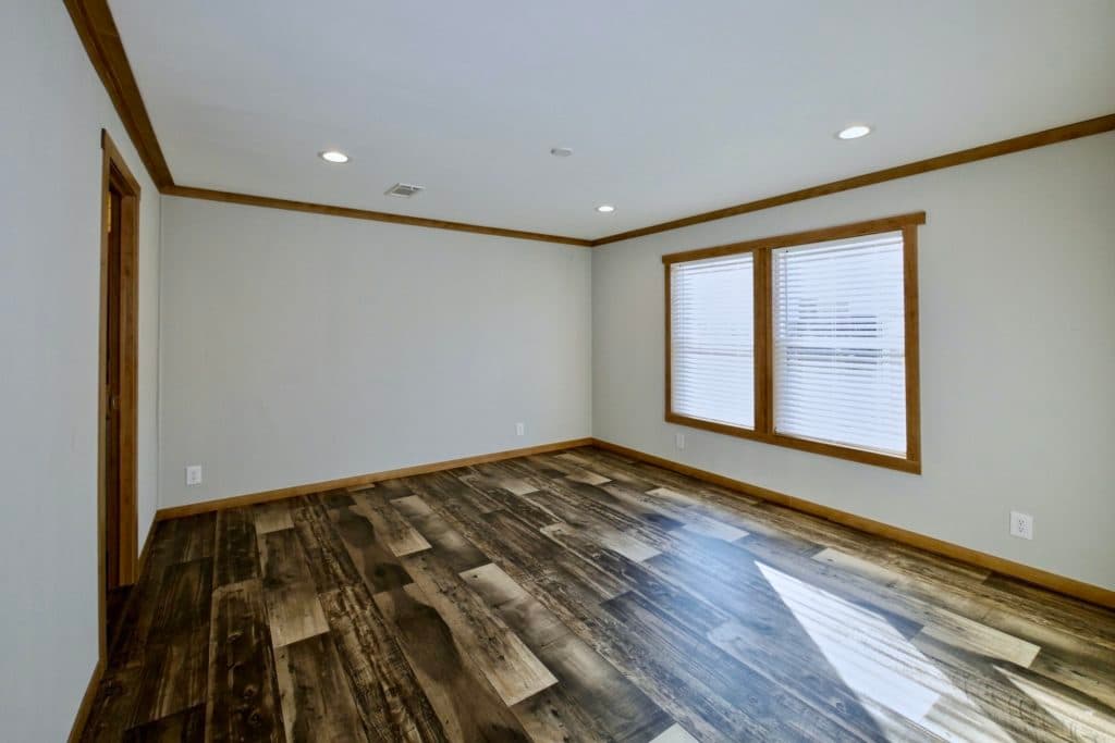 Macey 9768 bedroom home features