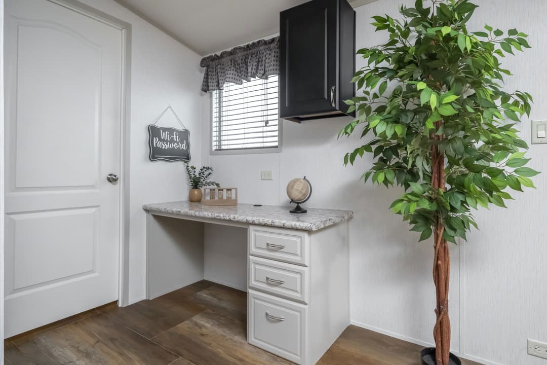 Heritage h-1880-32e interior home features