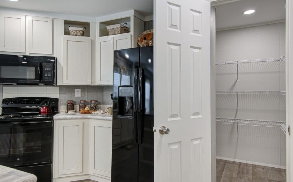 Cheyenne t66a kitchen home features