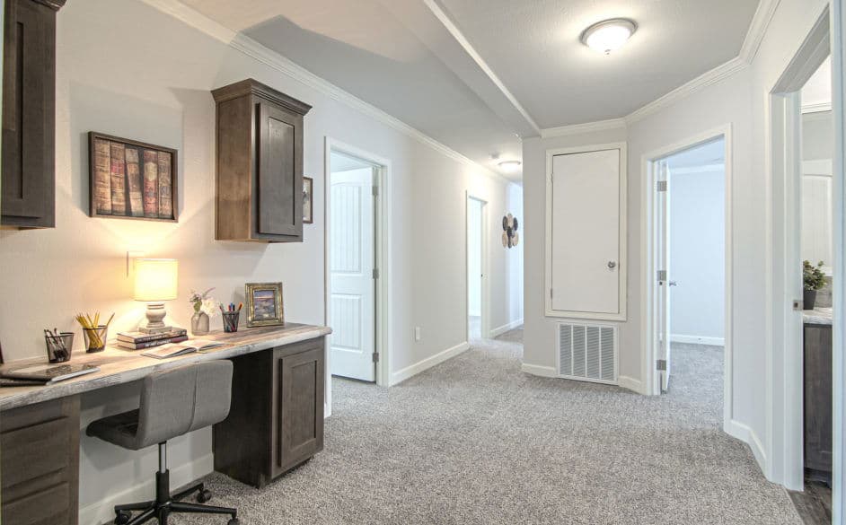 Beaumont 5079 interior home features