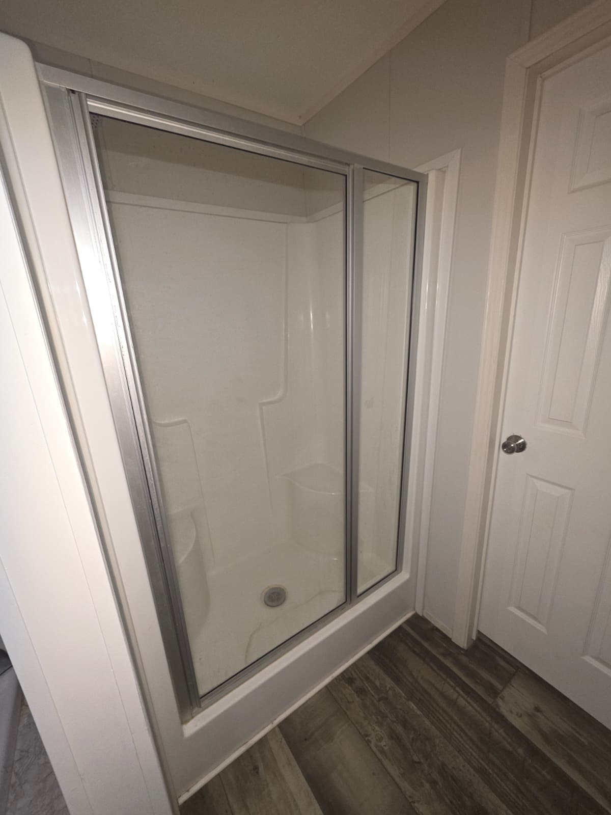 2021 oak creek 231 (pre-owned)  home features