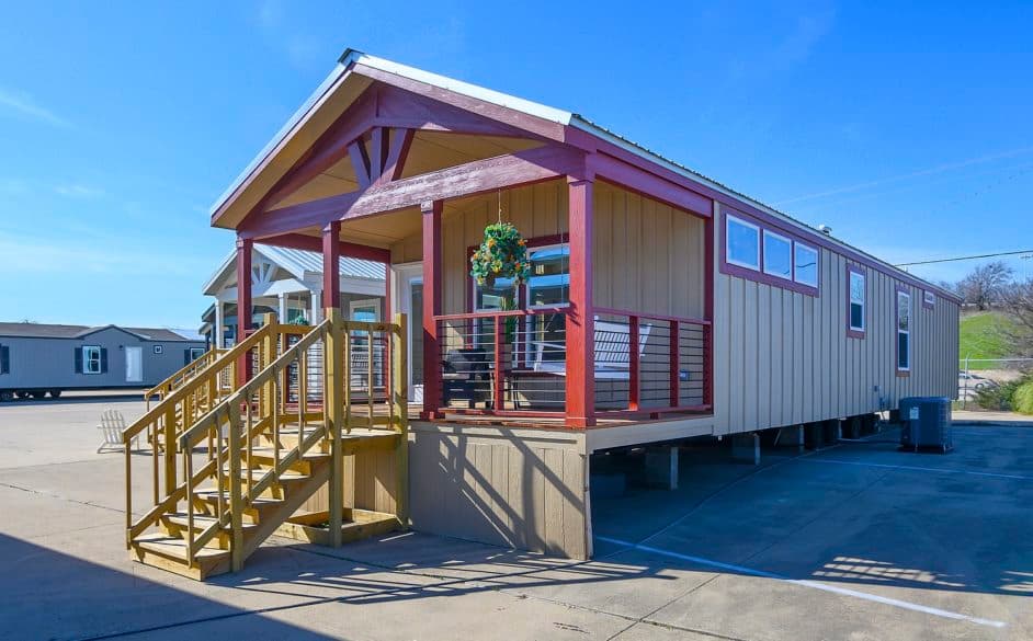 Heron j54ep8 hero, elevation, and exterior home features