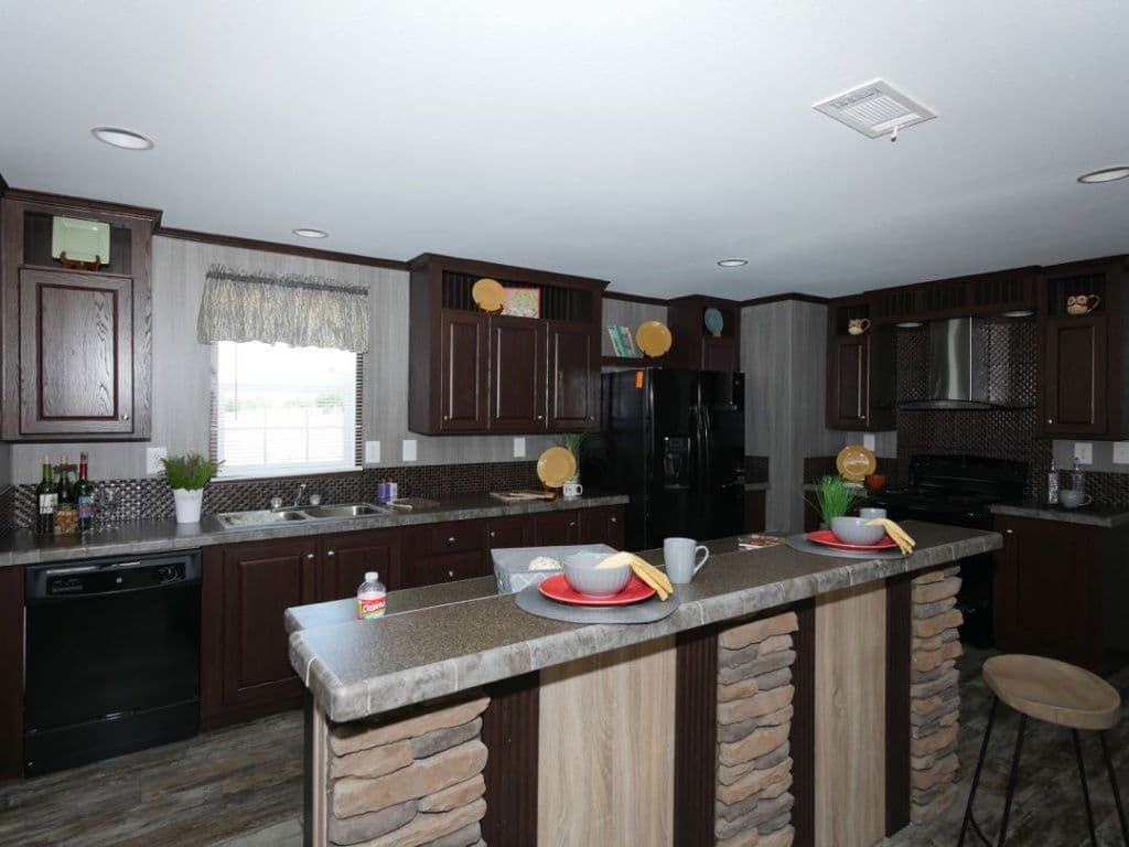Beebe 2810 kitchen home features