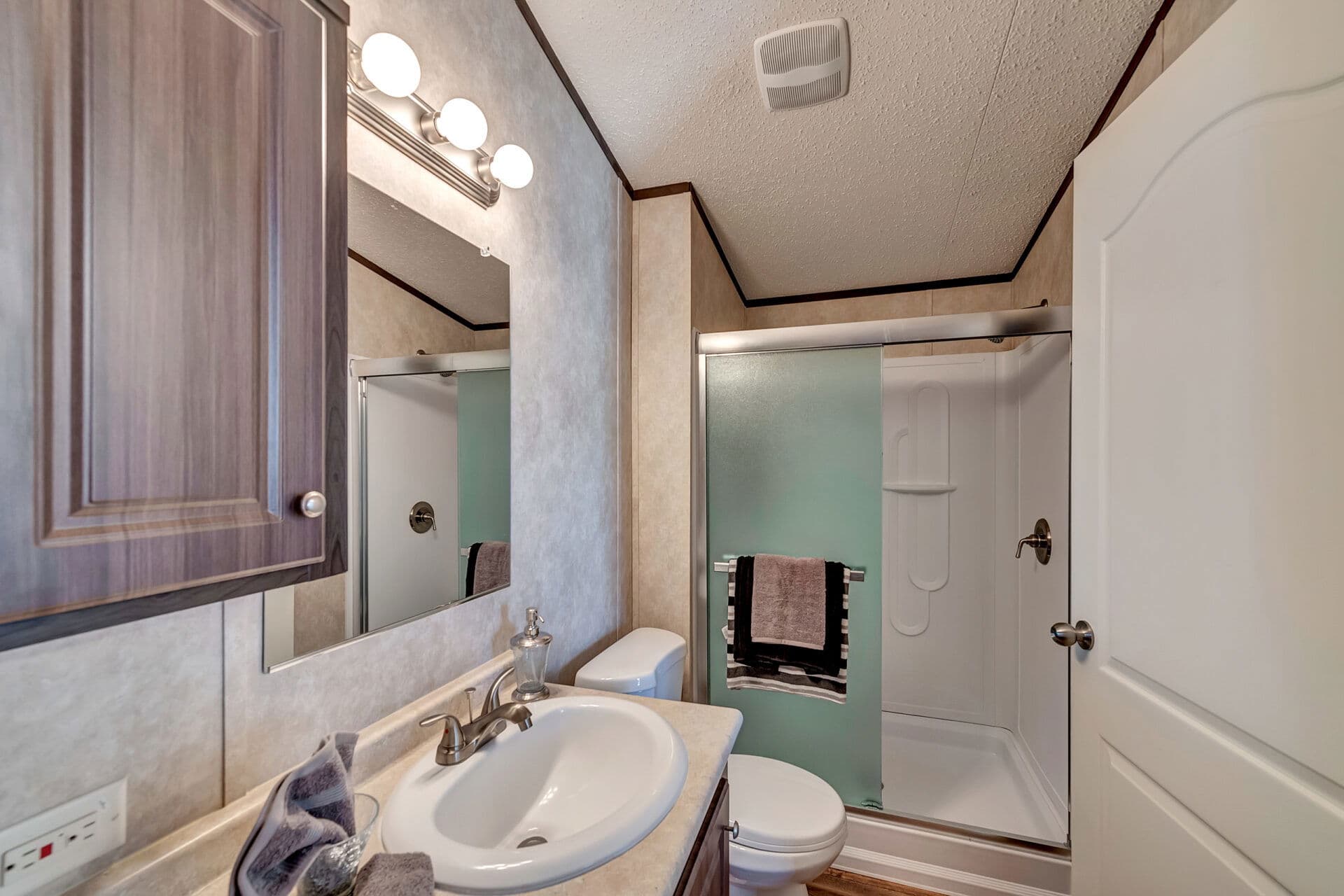 Select s-1264-22a bathroom home features