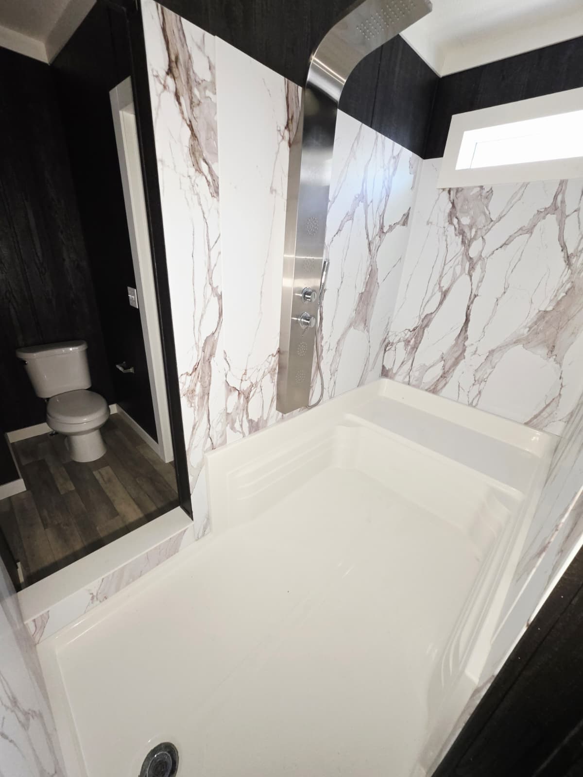 2024 palm harbor - like new!!! (pre-owned)  home features