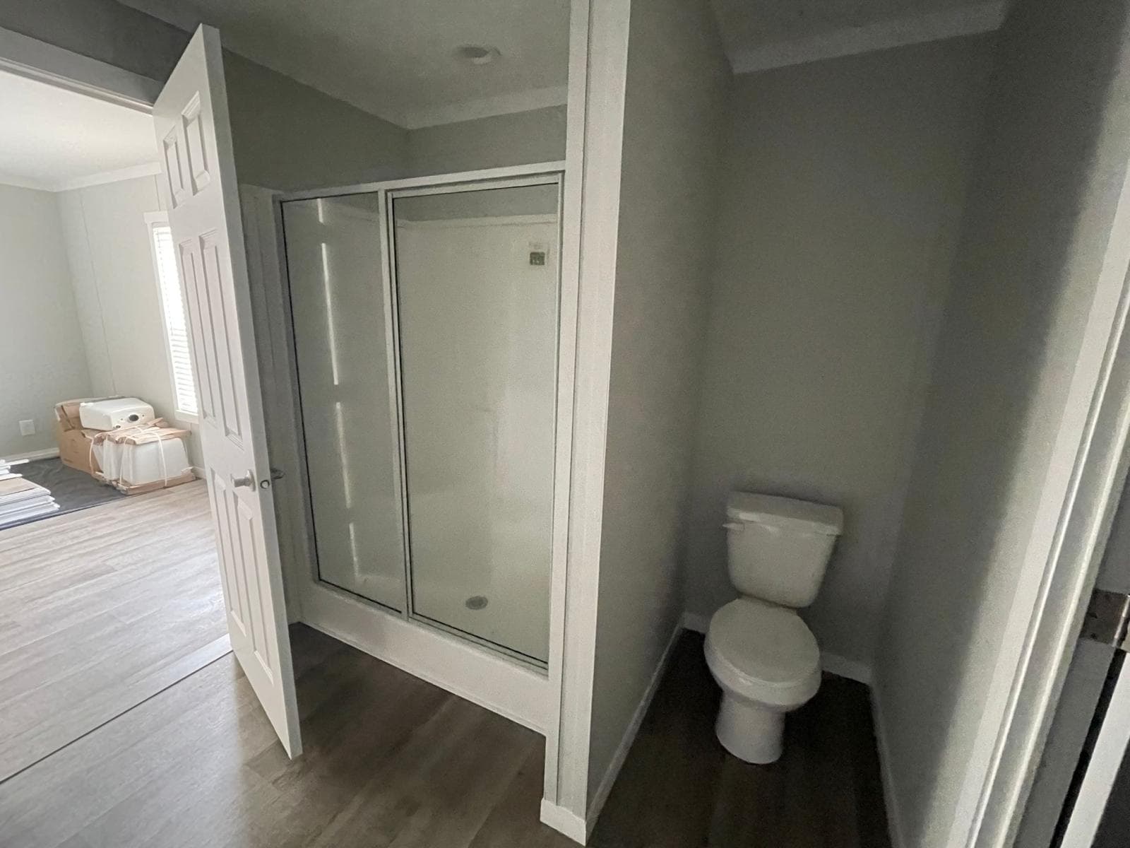 Cousteau 7652  home features