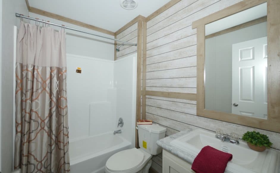 Gabriella 9576 bathroom home features