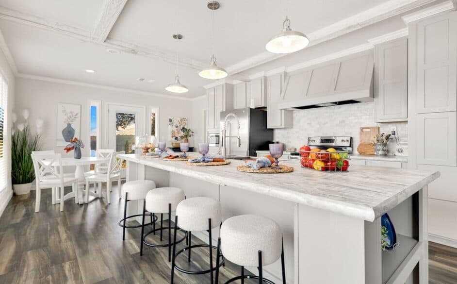 Haven 6368 kitchen home features