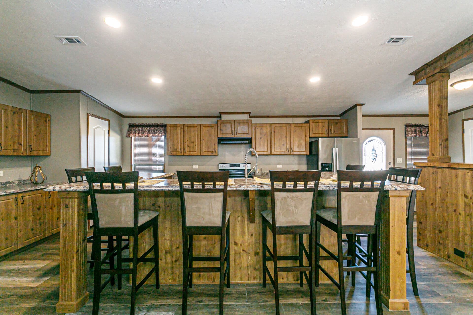 Doublewide h-3672-43a kitchen home features