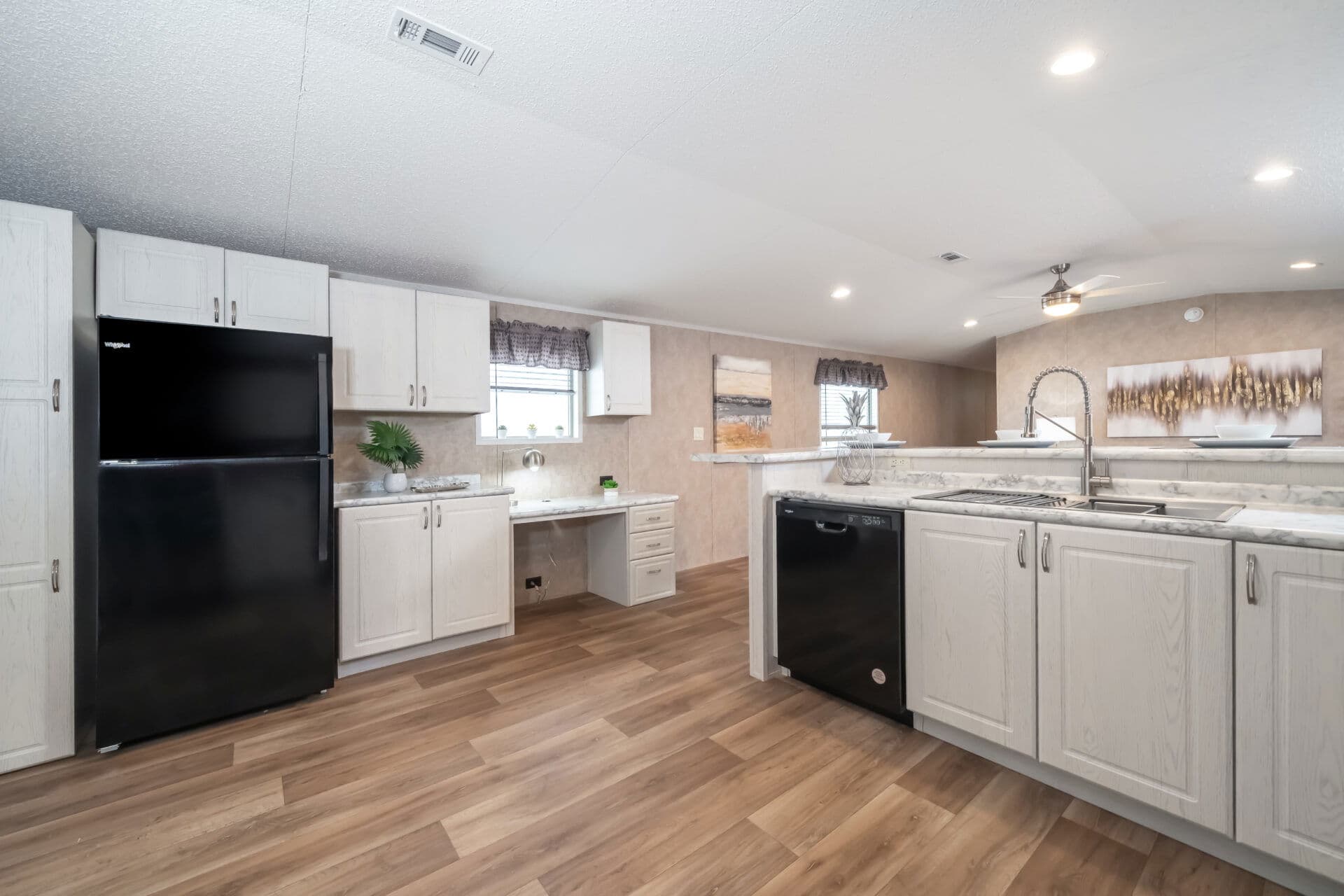 Classic c-1660-21fka kitchen home features