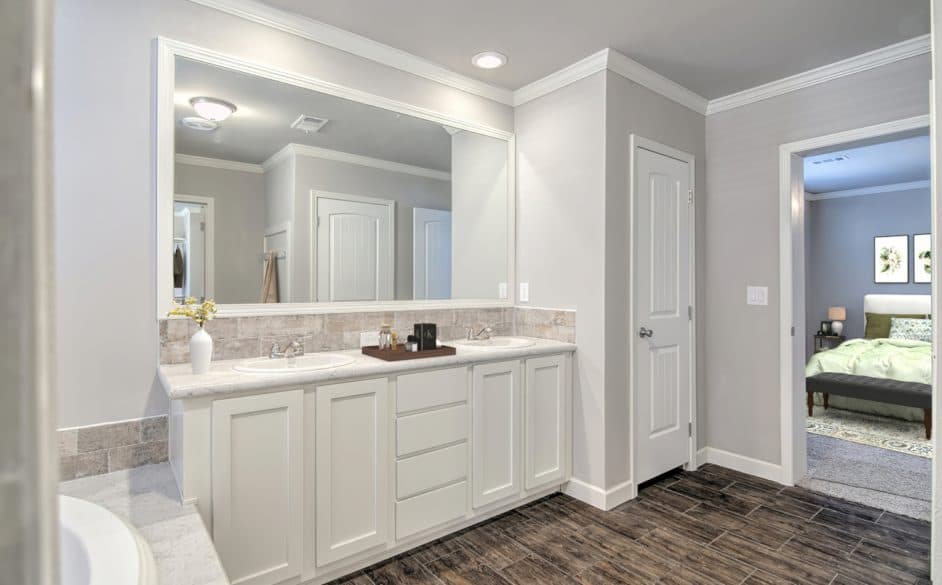 Boerne 5067 bathroom home features