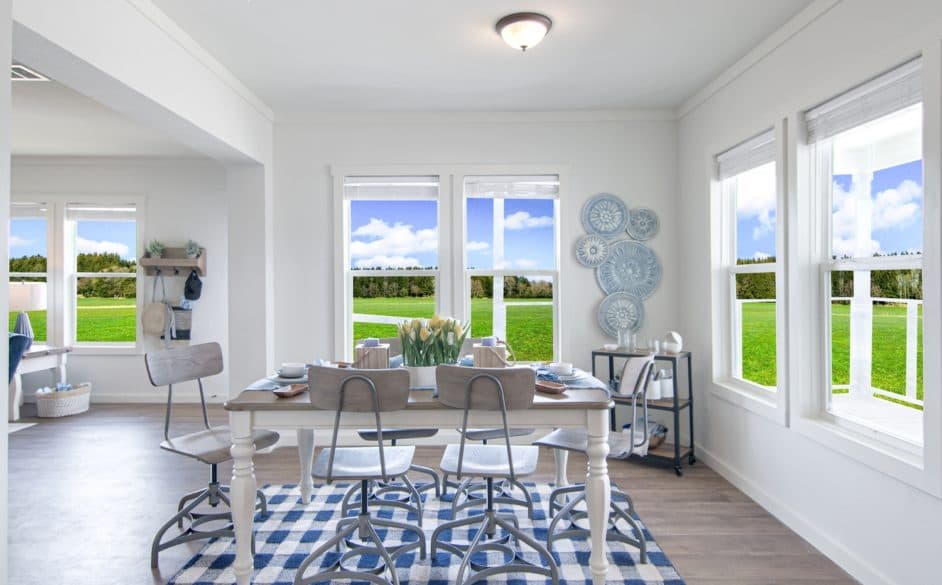 Pearl 6370 interior home features