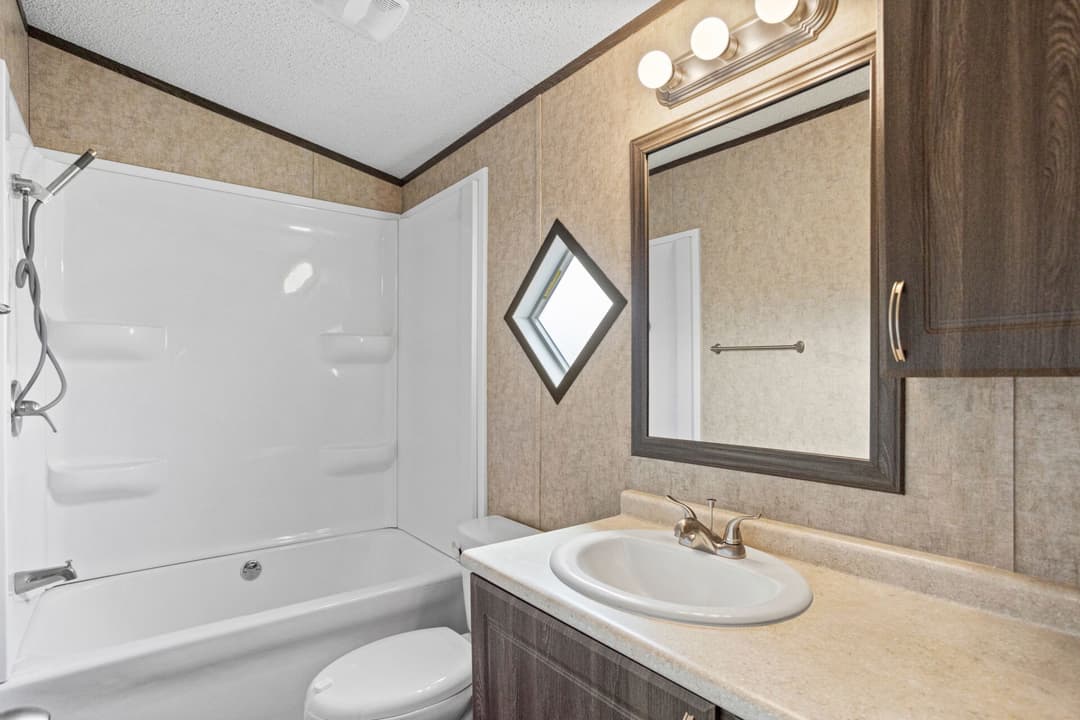 Classic c-1680-32d bathroom home features