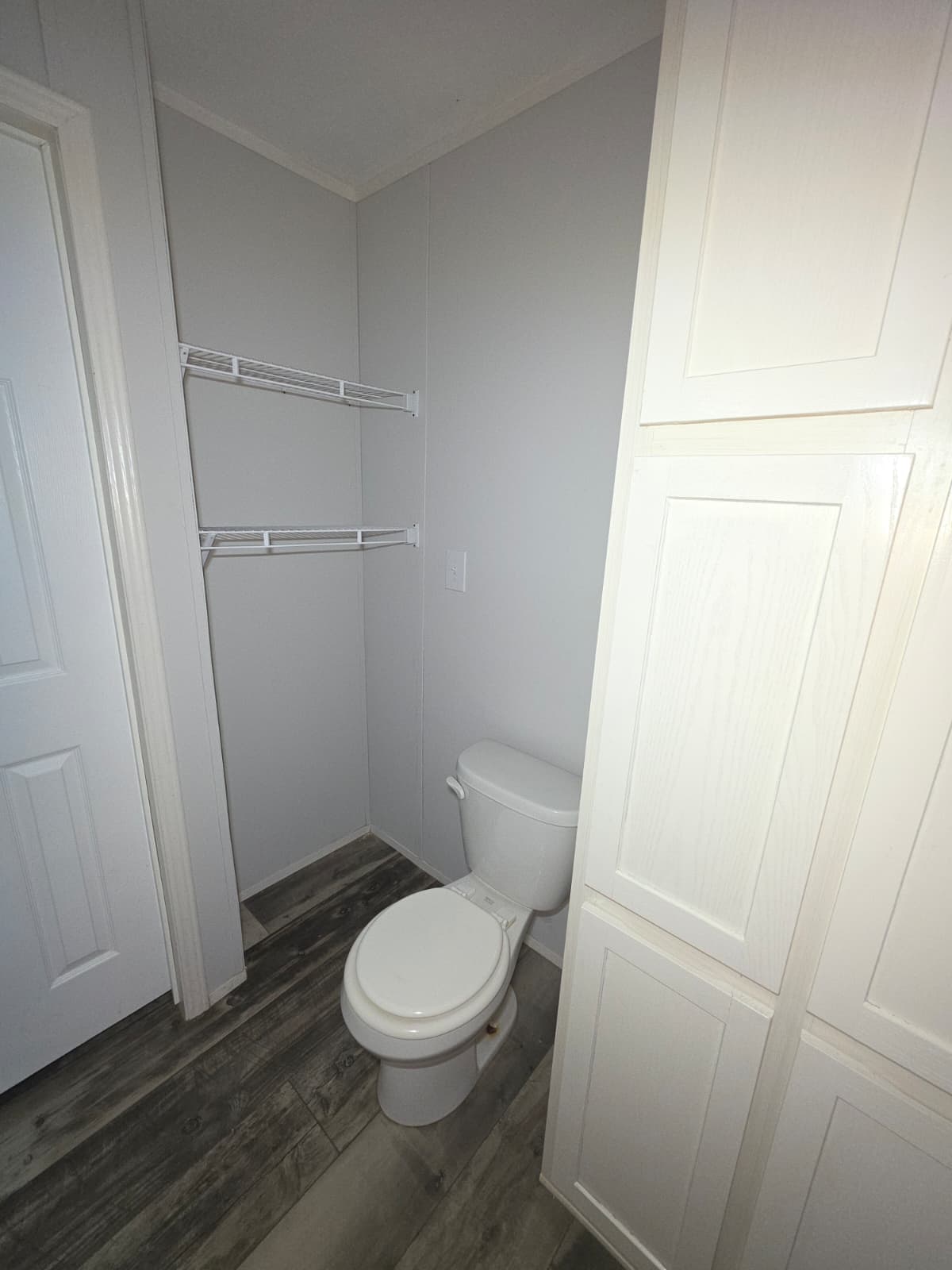 2021 oak creek 231 (pre-owned)  home features