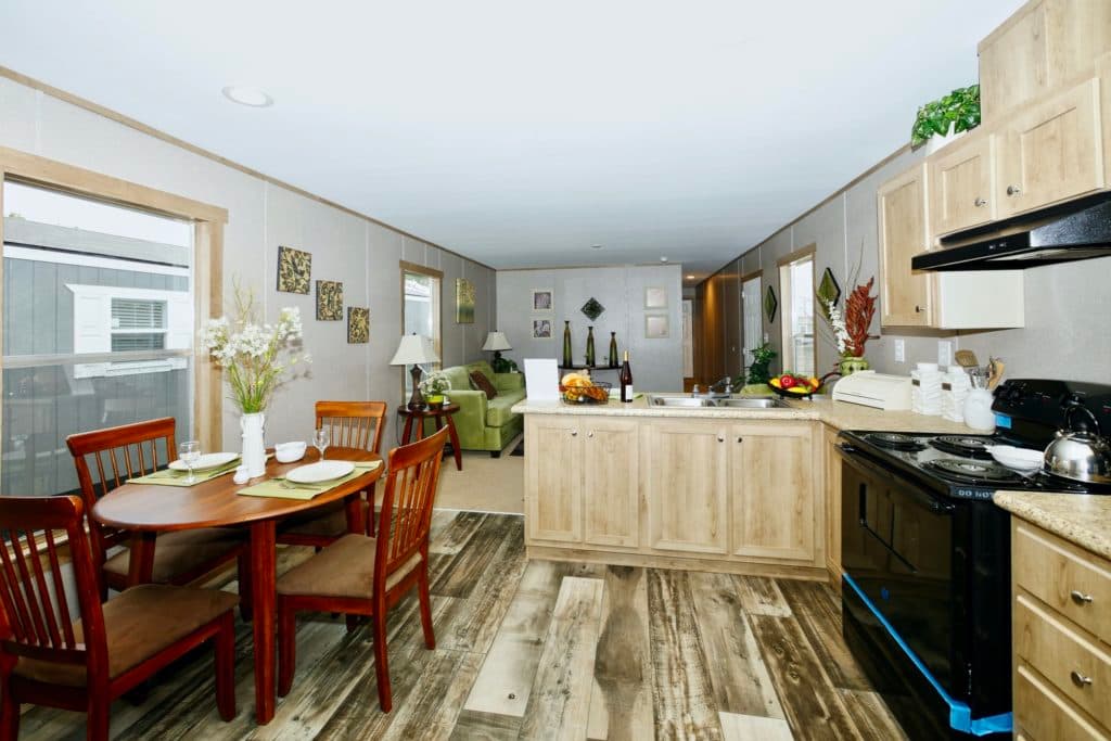 Orion 9176 kitchen and hero home features