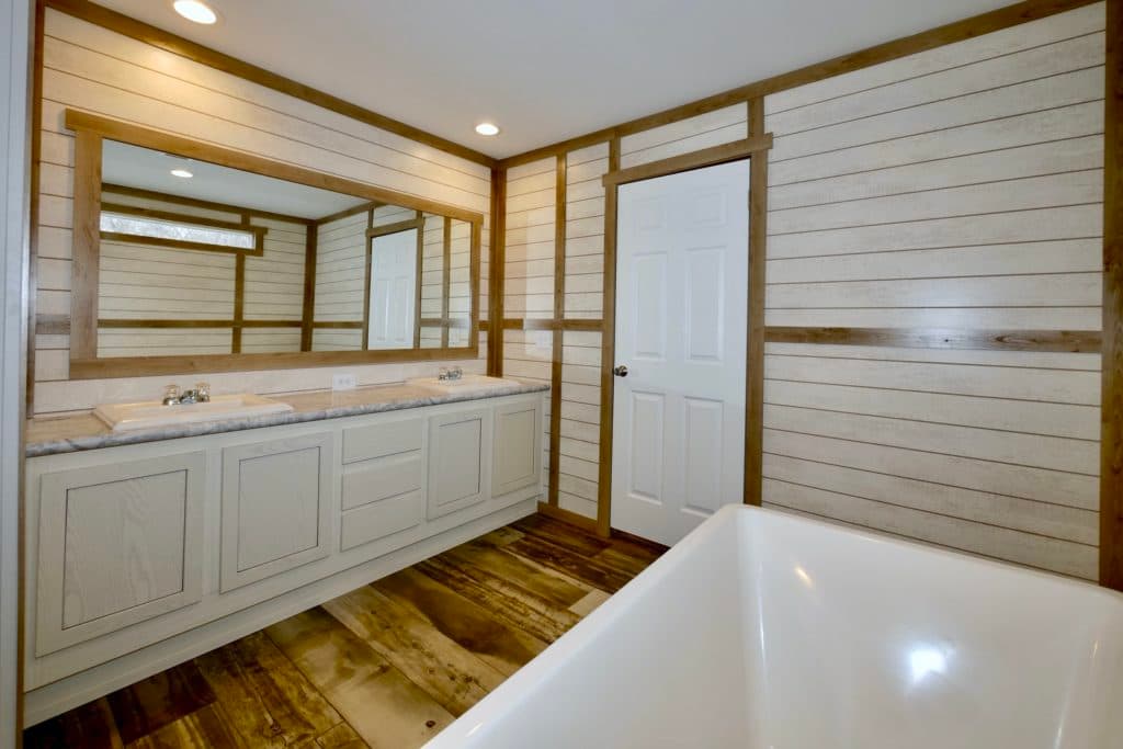 Mariana 9776 bathroom home features