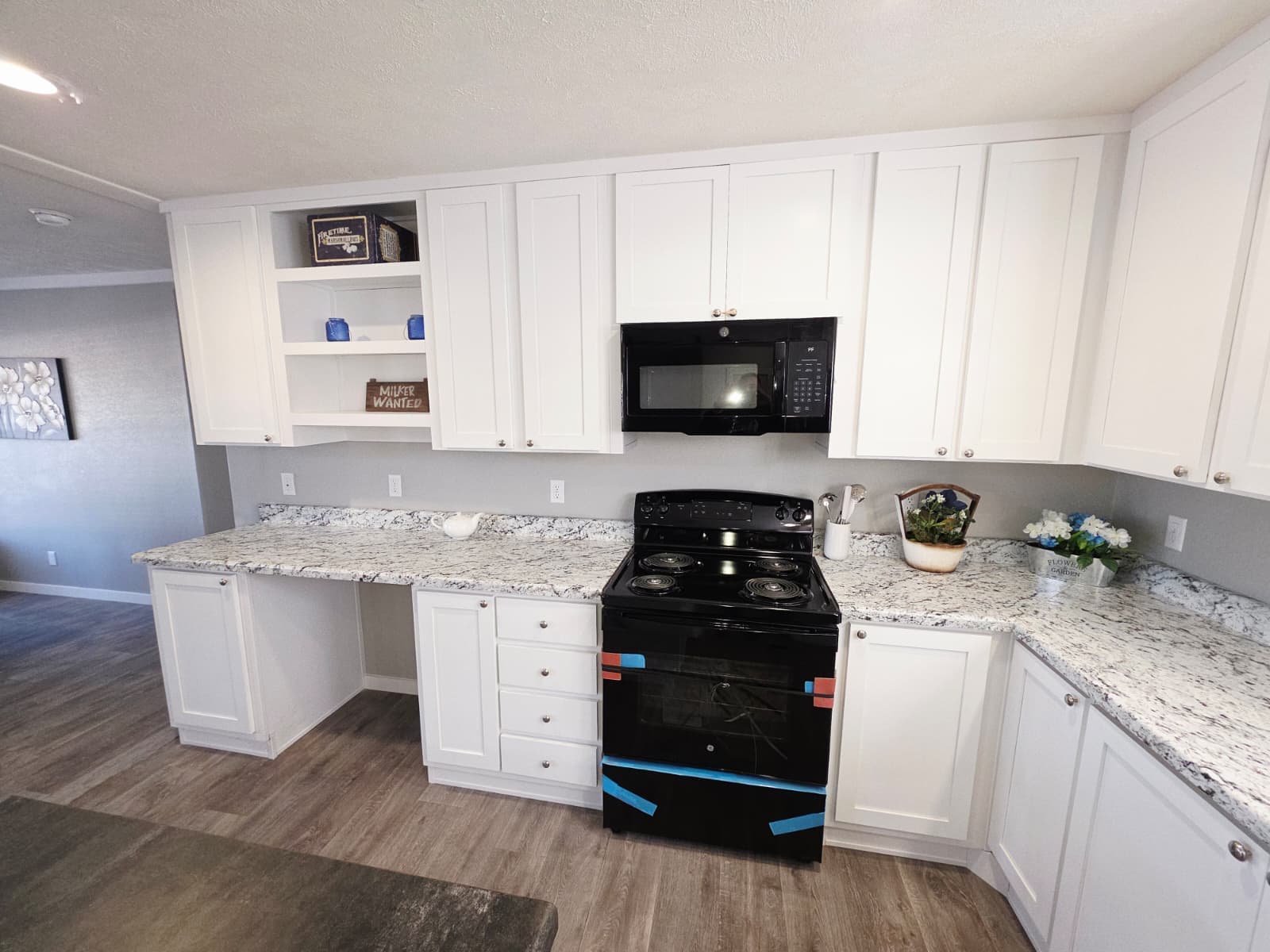 The sherman   home features